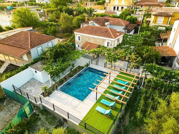 Filippos Home 2 Finiq